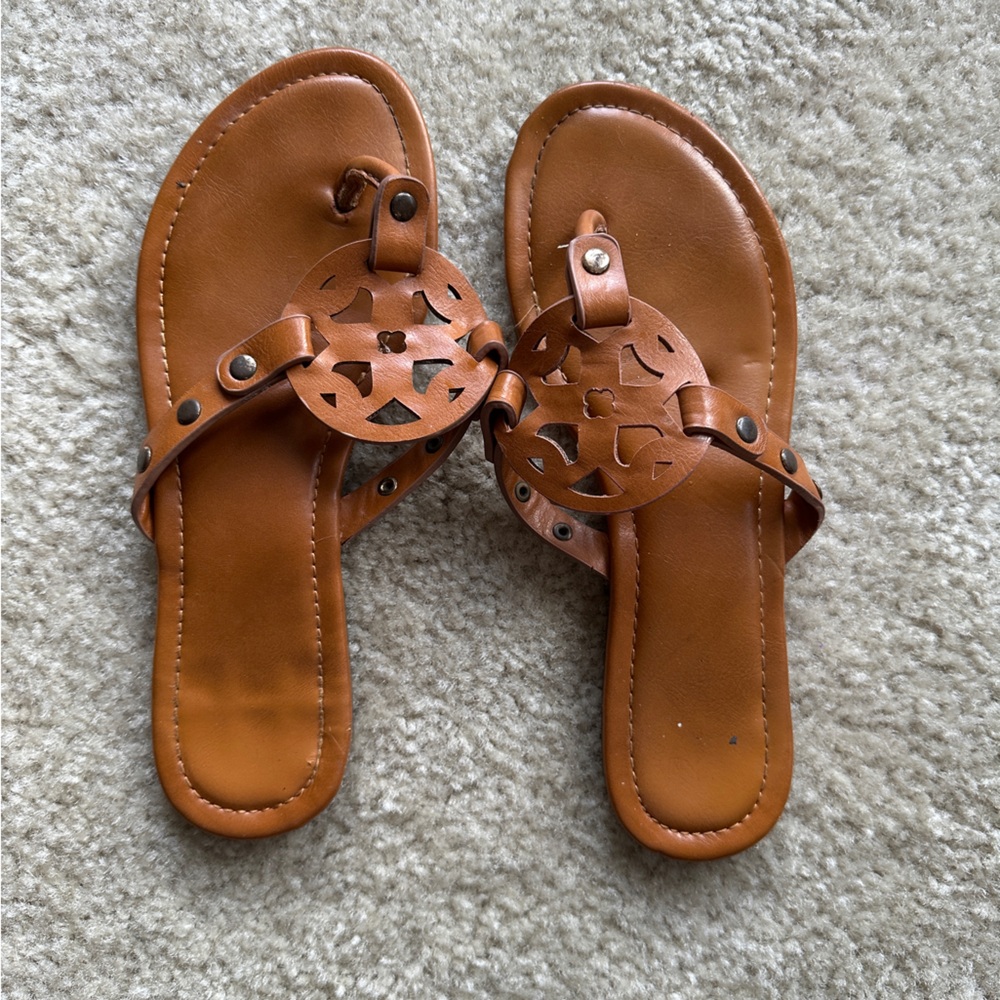 Pierre Dumas Sandals